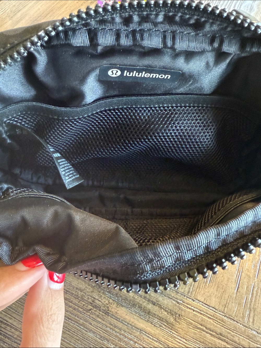 Disney x lululemon athletica Black Mickey Logo Belt Bag - Picture 3 of 3